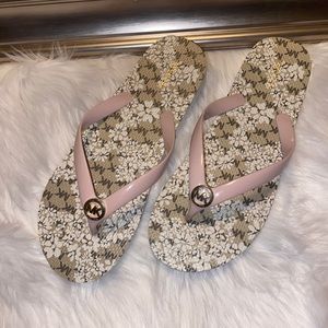 Michael Kors MK Flop Flops